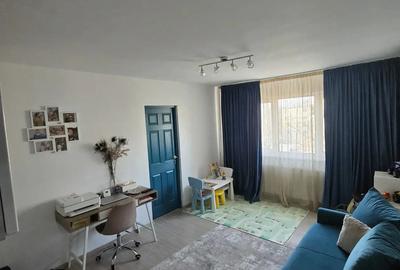 Vand apartament 2 cam semidecomandat comfort 2 sporit, mobilat si utilat - 4