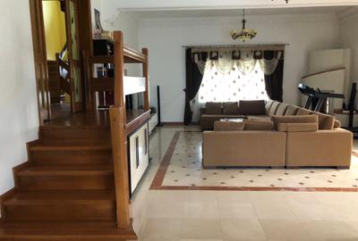 Casă cu 5 camere cu Canalizare în Ștefănești - 4