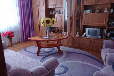 Apartament cu 2 camere decomandat în Mărăței