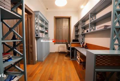 Apartament cu 4 camere în Ultracentral - 4