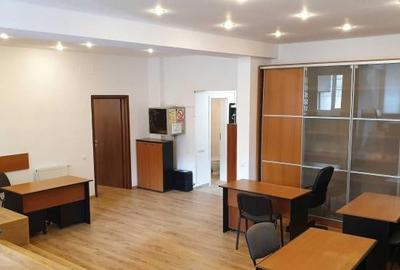 Apartament cu 2 camere semidecomandat, mobilat în Unirii - 1
