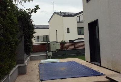 Vilă spectaculoasă de închiriat-5 camere, băi proprii, piscină privata - 2