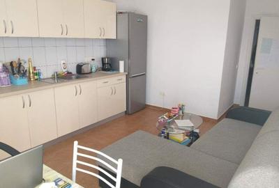 Apartament cu 2 camere semidecomandat, mobilat în Mihai Viteazul