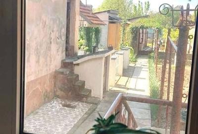 Casă cu 4 camere cu Teren 720 Mp în Central - 2