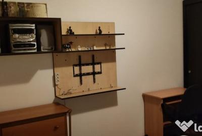 Apartament cu 2 camere decomandat în Roșu - 1