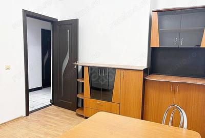 Apartament cu 3 camere de inchiriat pe strada Republicii, Oradea - 2