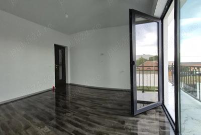 Casă cu 3 camere cu Teren 320 Mp în Central - 4