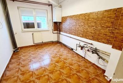 Apartament cu 3 camere decomandat în Micălaca - 4
