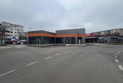 Spațiu comercial, de 50 mp, în Central - 4