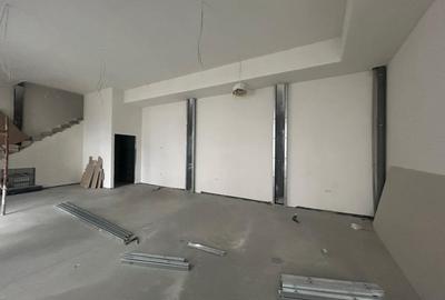 Spatiu comercial, 300mp, Central - 2