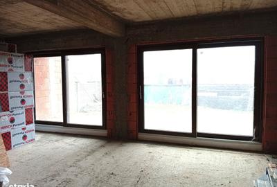 Casă cu 4 camere cu Teren 1400 Mp în Sânnicolau Mic - 2