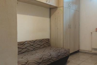 Garsonieră semidecomandată în CET - 6