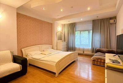 Apartament cu 3 camere semidecomandat, mobilat în Universitate - 4