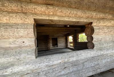 Casă cu 4 camere cu Teren 2000 Mp în Sâmbăta - 17