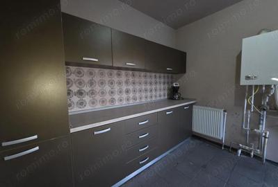 Casă cu 4 camere cu Teren 300 Mp în Tunari - 1