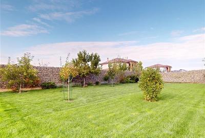 Casa Premium,P+M,4camere,2 bai,2 terase,1,000 mp teren,garaj,Tarlungeni Izvor Br - 19