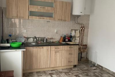 Casă individuală cu 3 camere cu Canalizare în Ultracentral - 12