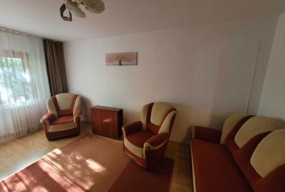 Apartament cu 2 camere decomandat în Nicolina - 2