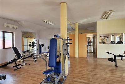 Spațiu comercial, de 240 mp, în Est - 25