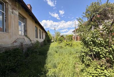 Casă cu 3 camere în Jiblea Veche