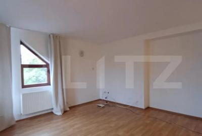 Casă cu 5 camere cu Teren 600 Mp în Central - 14