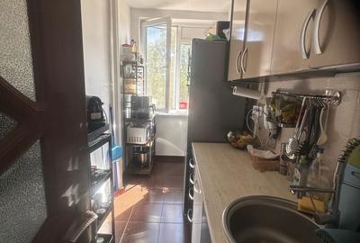 Apartament cu 3 camere semidecomandat în Valea Ialomiței - 6