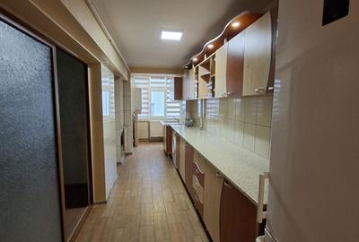 Apartament cu 3 camere decomandat în Sârbi - 5
