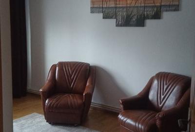 Apartament cu 4 camere decomandat în Burdujeni - 1