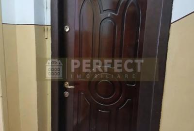 Apartament cu 2 camere decomandat în Vest