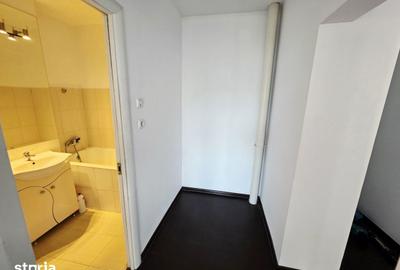 Apartament cu 3 camere decomandat în Tei - 9