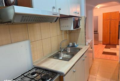 Apartament cu 2 camere semidecomandat în Micro 9 - 11