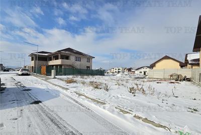 Teren de 376 mp, în Valu lui Traian - 4