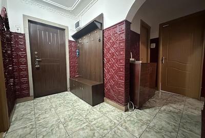 Apartament 3 Camere Decomandat, Etaj Intermediar, zona Km 4-5 - 11