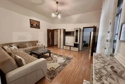 Apartament cu 3 camere decomandat, mobilat în Traian - 9