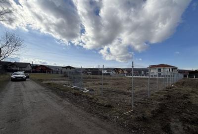 Teren de 812 mp, în Corunca - 1