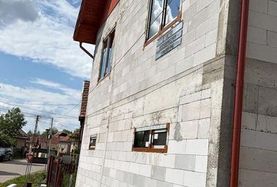 Casă cu 5 camere cu Teren 4200 Mp în Sâncraiu - 7