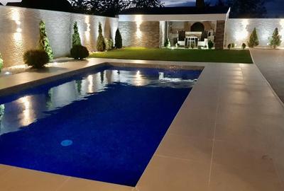 Vila pretabila pentru doua familii - 1