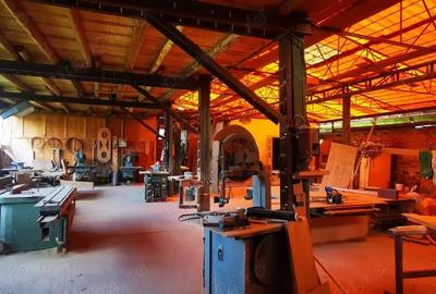 Spațiu comercial, de 750 mp, în Câlnic - 1