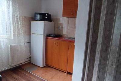 Garsonieră nedecomandată în Salca - 3