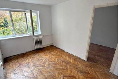 Apartament cu 2 camere semidecomandat în Valea Rosie