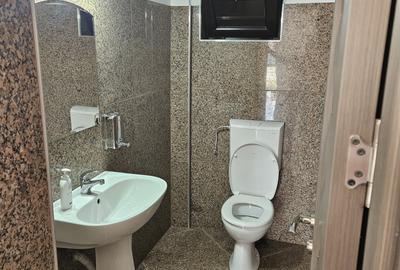 Spațiu comercial, de 84 mp, în Cumpăna
