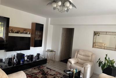 Apartament cu 2 camere semidecomandat, mobilat în Aviației