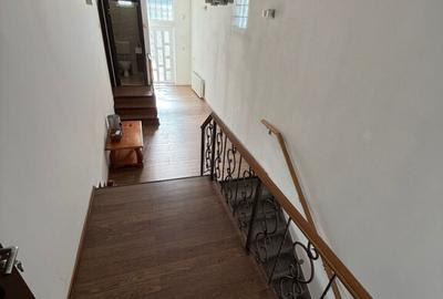 CANTACUZINO - etaj casa din 1980, curte proprie 330mp - 3