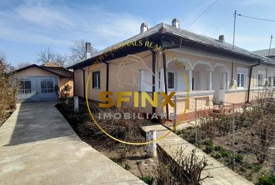 De vanzare - casa 5 camere I teren 1501mp IVidele