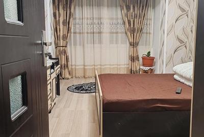 Apartament cu 4 camere semidecomandat în Central - 2