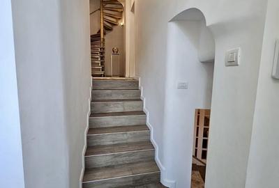 Casă cu 4 camere în Central - 13