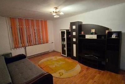 Apartament cu 2 camere decomandat în Central - 1