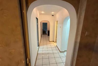 Inchiriez apartament 3 camere - 5