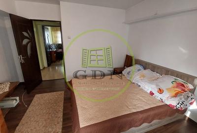 Apartament 2 camere decomandat, 56 mp, Craiovita zona Niela - 2