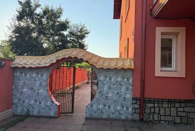 Casă individuală cu 12 camere cu Canalizare în Voluntari - 5